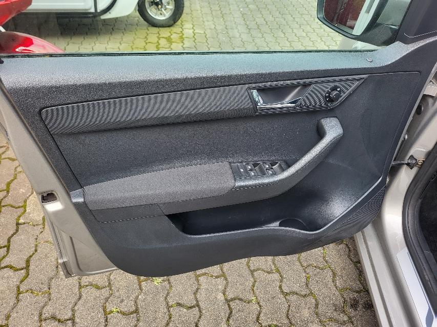Skoda Fabia 1.0 TSI DSG CLEVER+CLIMATRONIC+ACC+1.HAND-2