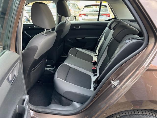 Skoda Fabia 1.0 TSI Ambition+KLIMA+SITZHEIZUNG+1.HAND+-5