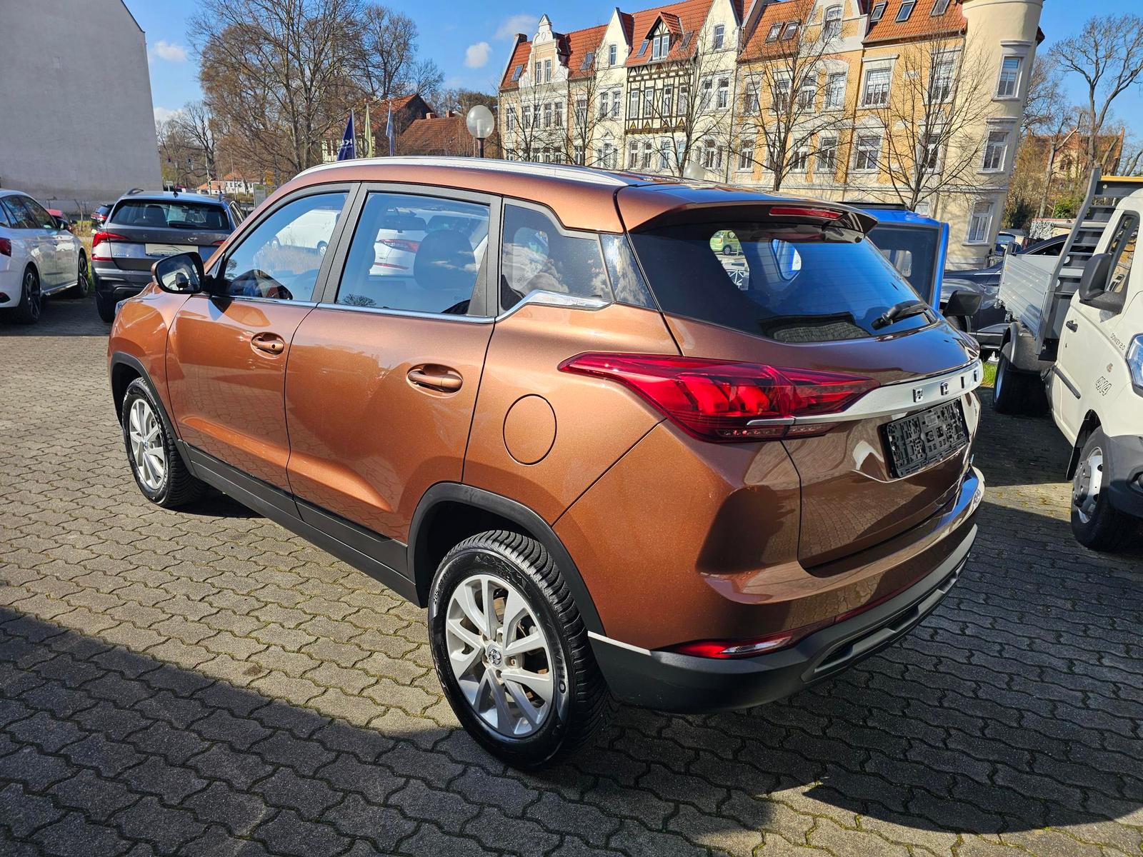 Baic X35 1.5 TURBO+KLIMA+ALLWETTER+1.HAND-19