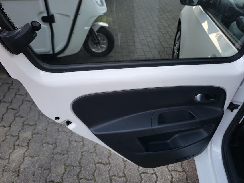 VW up! 1.0 TSI SOUND UP! BMT+5-TÜREN+DACHKONTRAST+-4