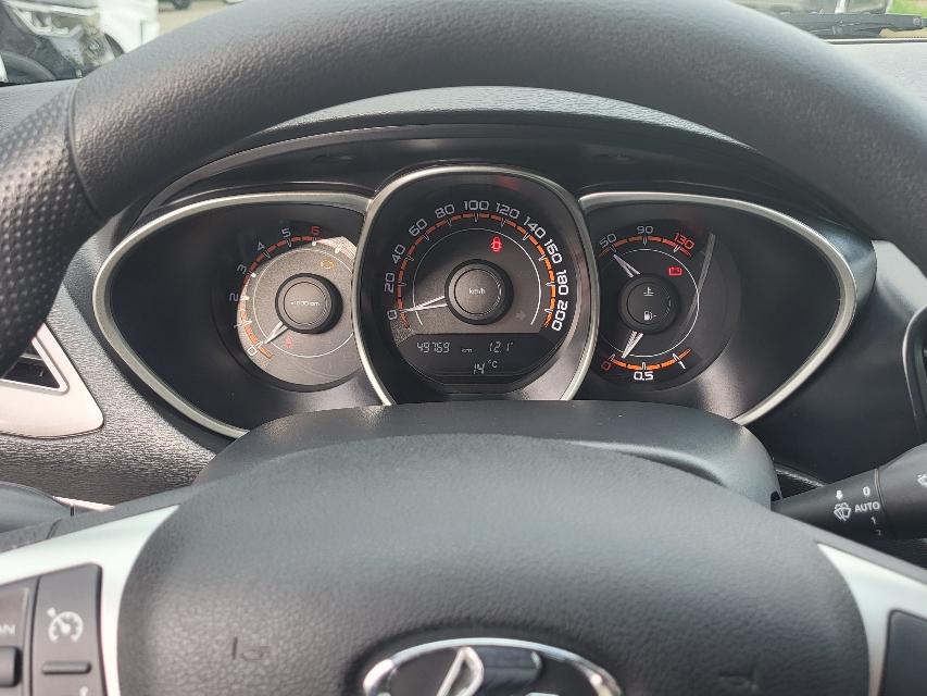 Lada Vesta SW 1.6  LUXUS+KLIMAAUTOMATIK+KAMERA+1.HAND-10