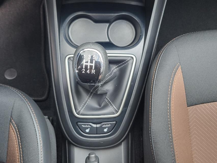 Lada Vesta SW 1.6  LUXUS+KLIMAAUTOMATIK+KAMERA+1.HAND-14