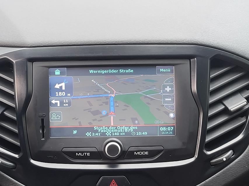 Lada Vesta SW 1.6  LUXUS+KLIMAAUTOMATIK+KAMERA+1.HAND-15