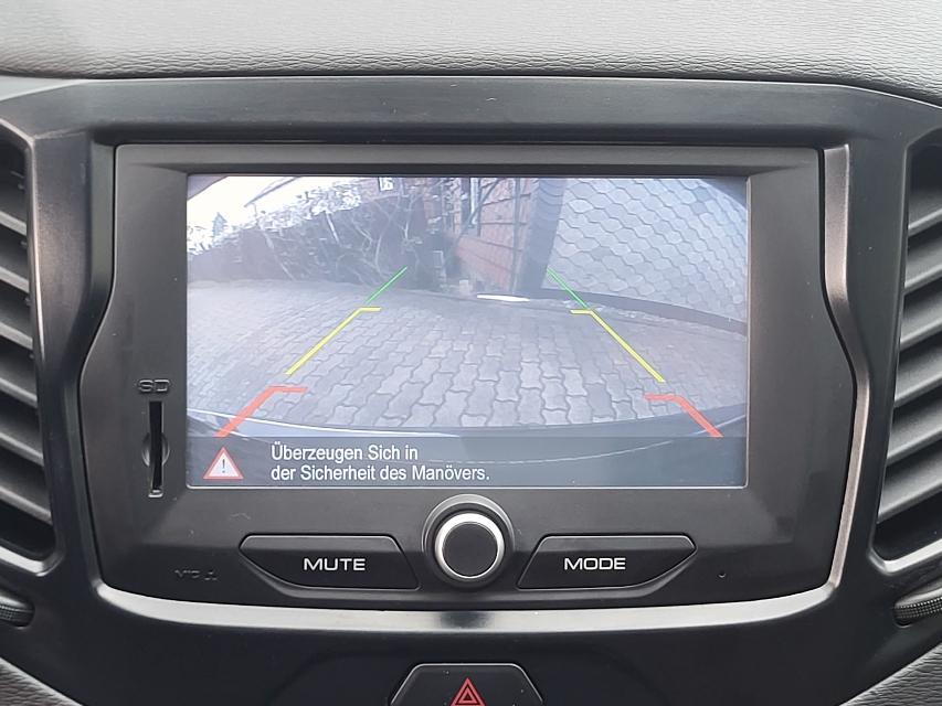 Lada Vesta SW 1.6  LUXUS+KLIMAAUTOMATIK+KAMERA+1.HAND-18