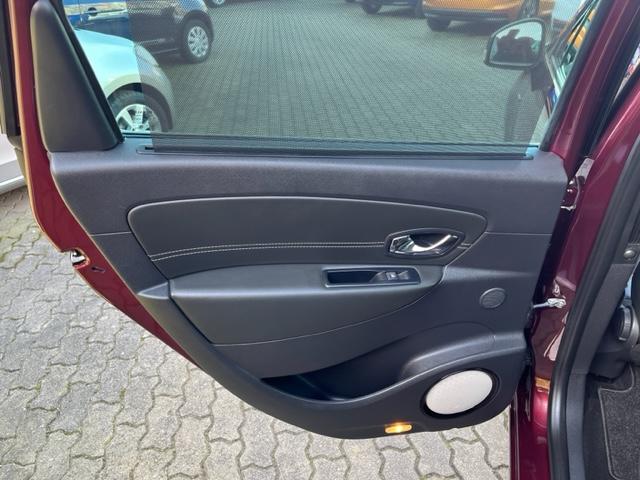 Renault Megane Scenic dCi Bose Automatik+NAV+BiXENON+AHK-5