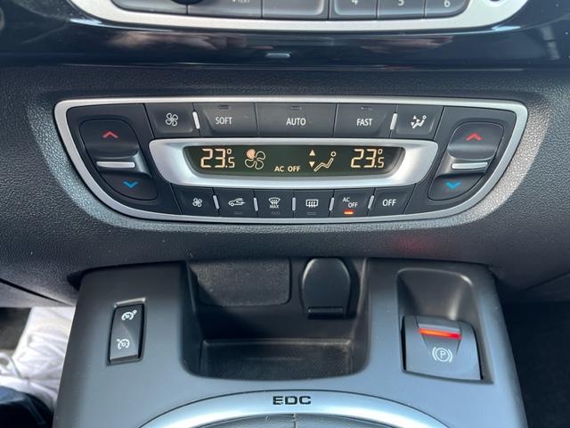 Renault Megane Scenic dCi Bose Automatik+NAV+BiXENON+AHK-7