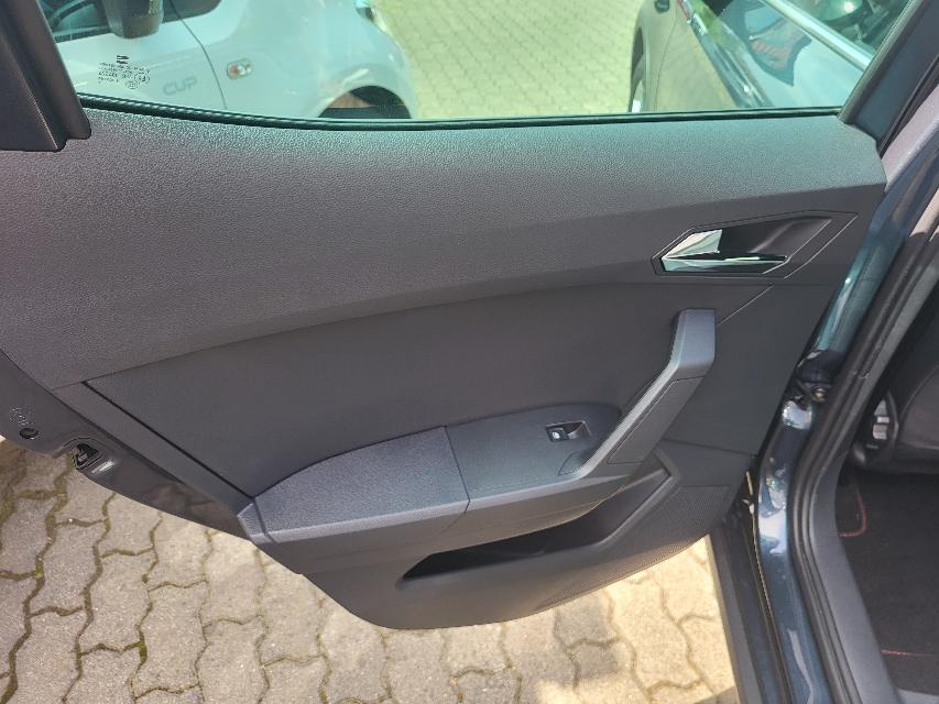 Seat Arona 1.0 TSI FR+ACC+NAVI+KAMERA+LED+WINTERPAKET-4
