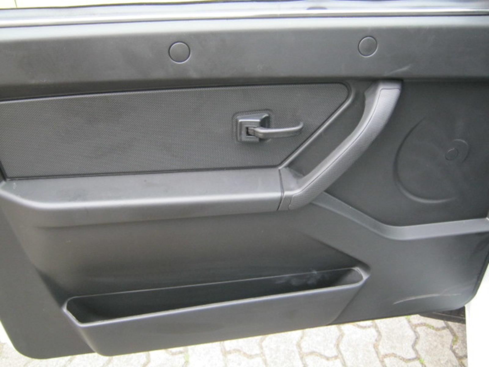Lada Niva 1.7i 4x4 PUR+5-TÜRER+MODELL2021+SOFORT+-1