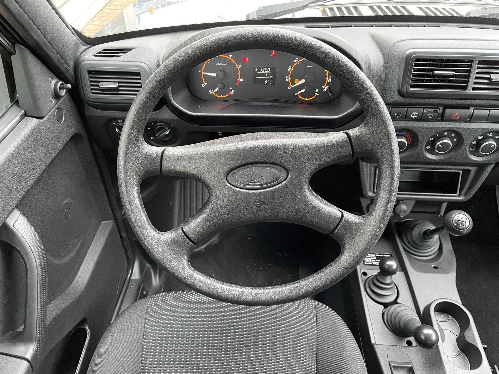 Lada Niva 1.7i 4x4 PUR+5-TÜRER+MODELL2021+SOFORT+-5