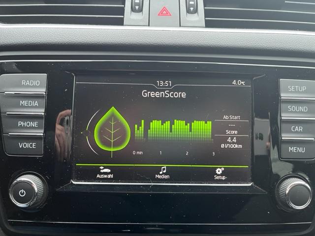 Skoda Octavia Combi 1.6 TDI Ambition+CLIMATRONIC+2xPDC-10