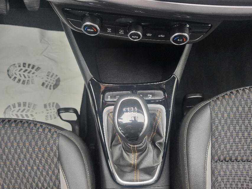 Opel Crossland X Innovation 1.2 Android Auto+Metallic-13
