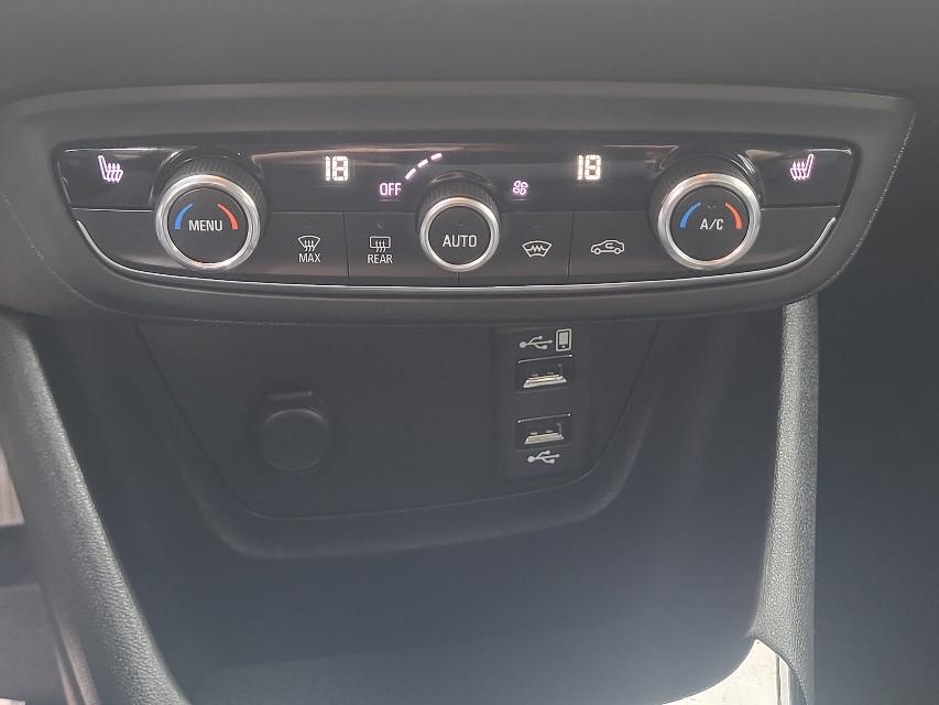 Opel Crossland X Innovation 1.2 Android Auto+Metallic-15