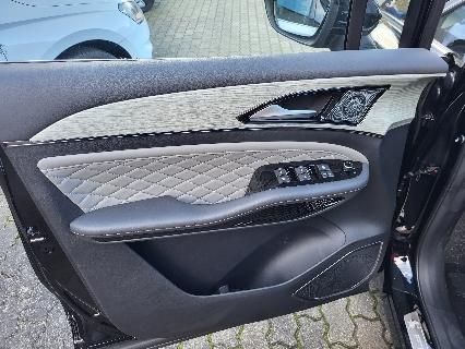 DFSK Forthing 4 U-Tour NOBLE+LEDER SCHWARZ+7-SITZER+-3