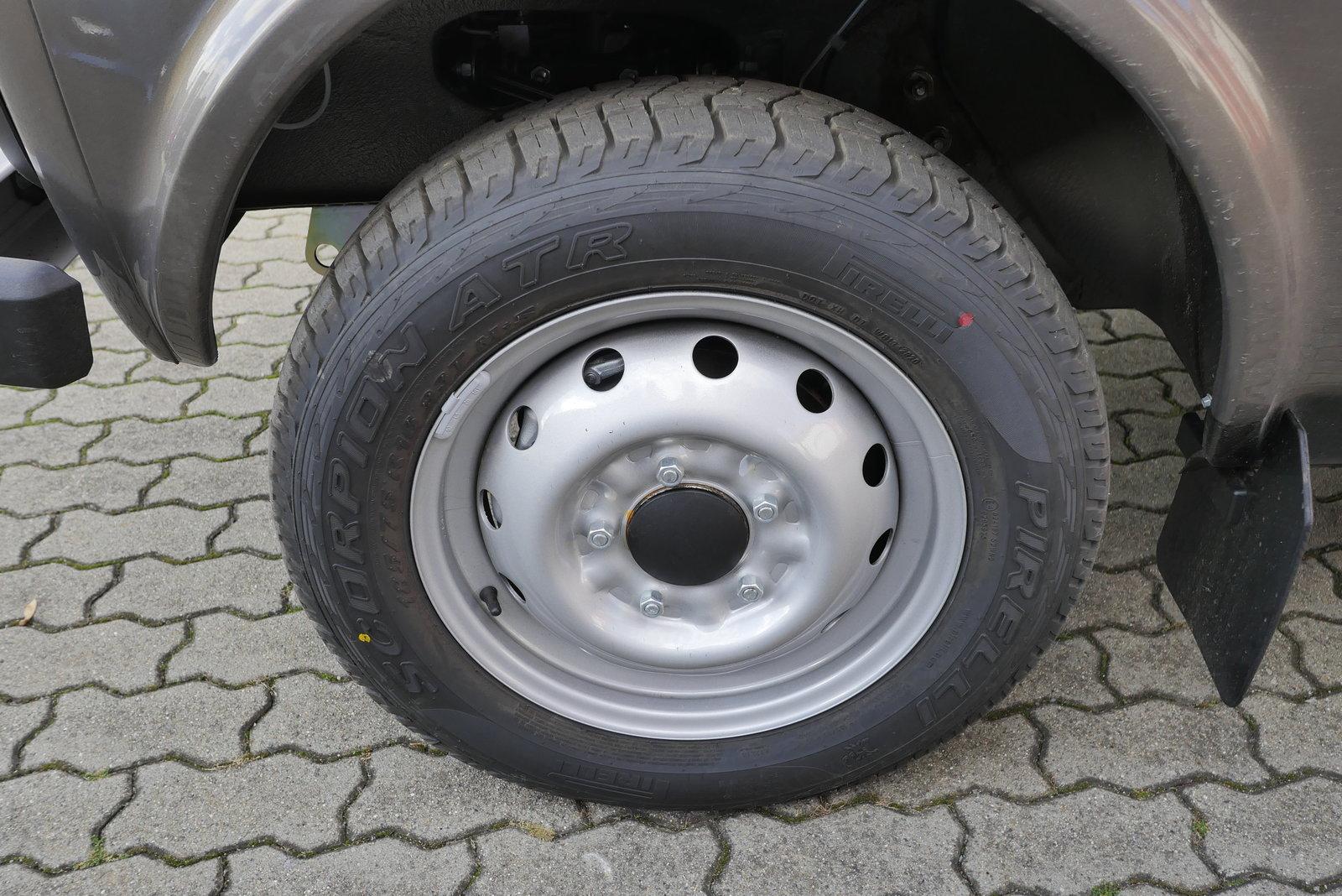 Lada Niva LEGEND 1.7i 4x4 +MODELL2022+SOFORT+ALLRAD+-10