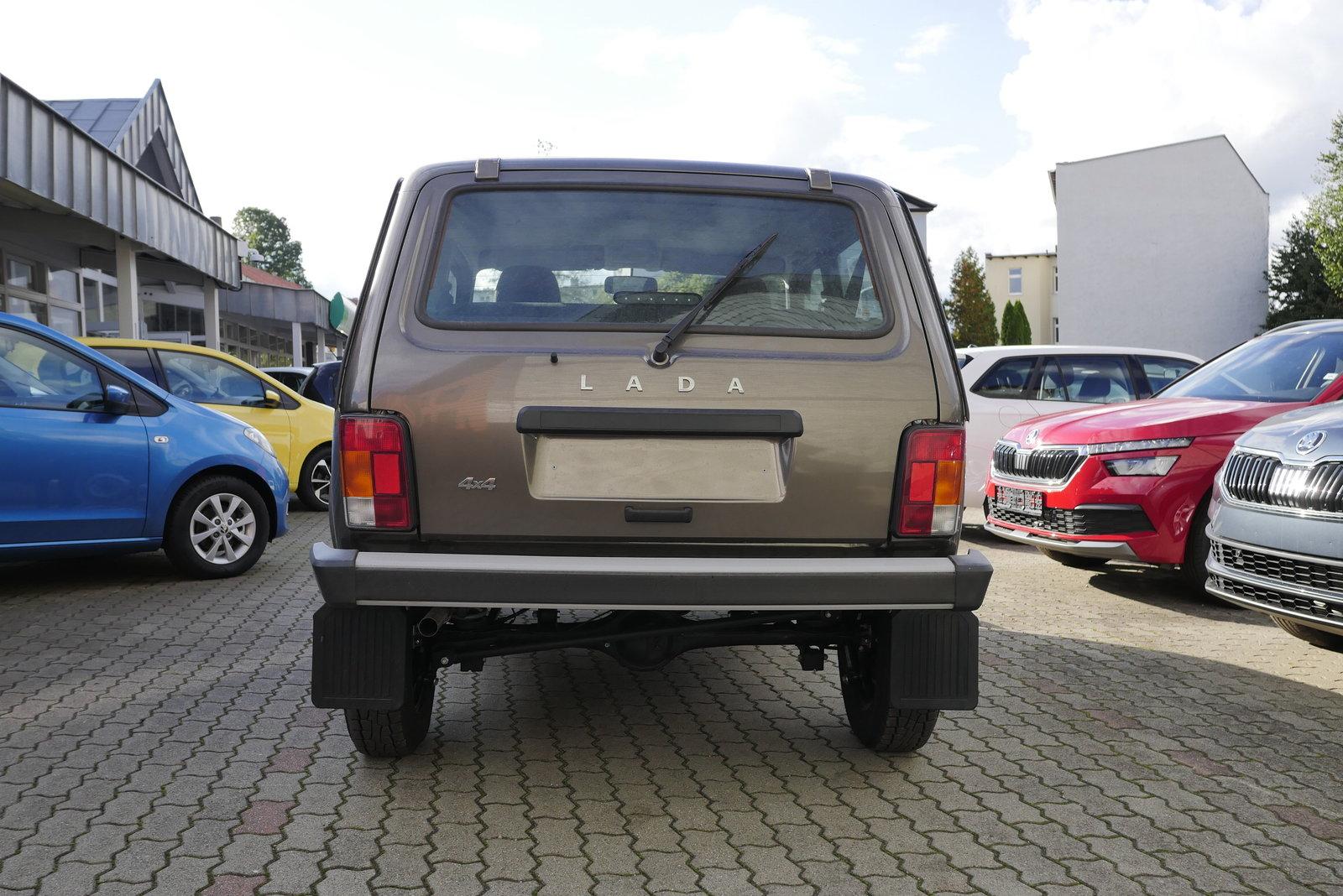 Lada Niva LEGEND 1.7i 4x4 +MODELL2022+SOFORT+ALLRAD+-12
