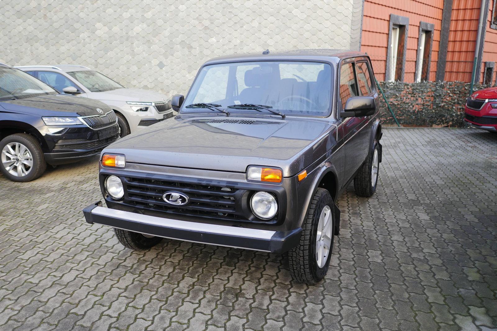 Lada Niva LEGEND 1.7 4x4 +AC+SITZHEIZUNG+ALU+eSPIEGEL-8
