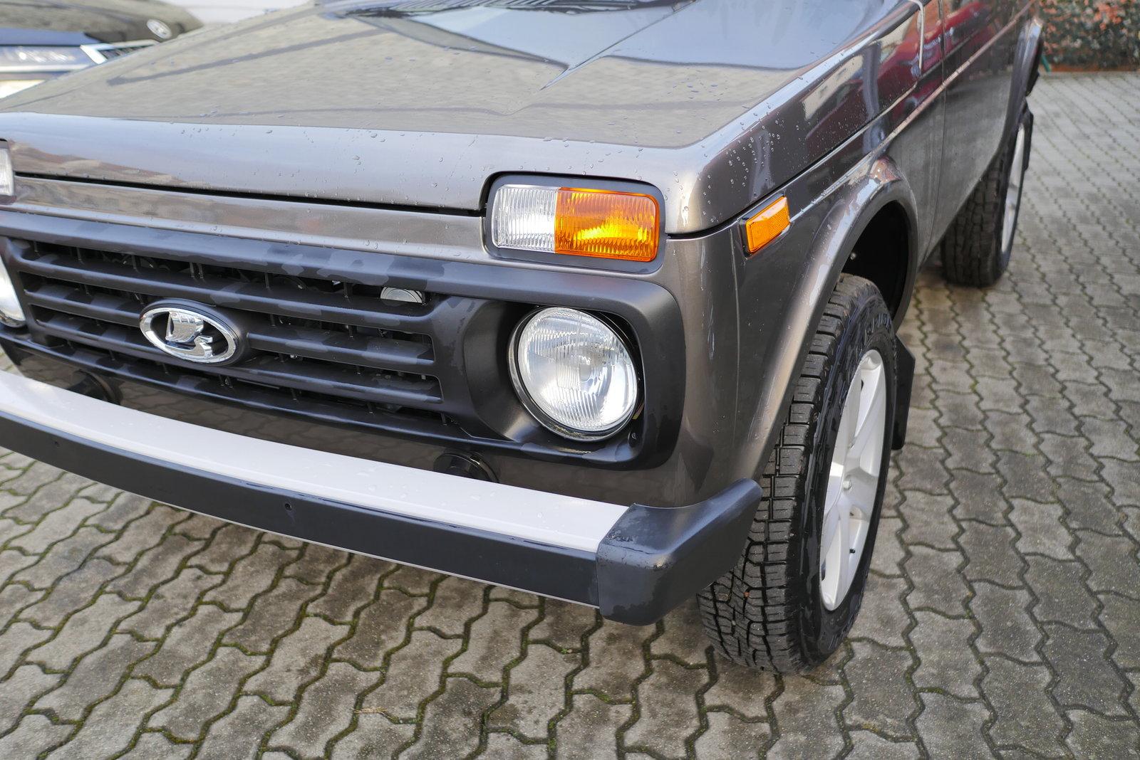 Lada Niva LEGEND 1.7 4x4 +AC+SITZHEIZUNG+ALU+eSPIEGEL-11