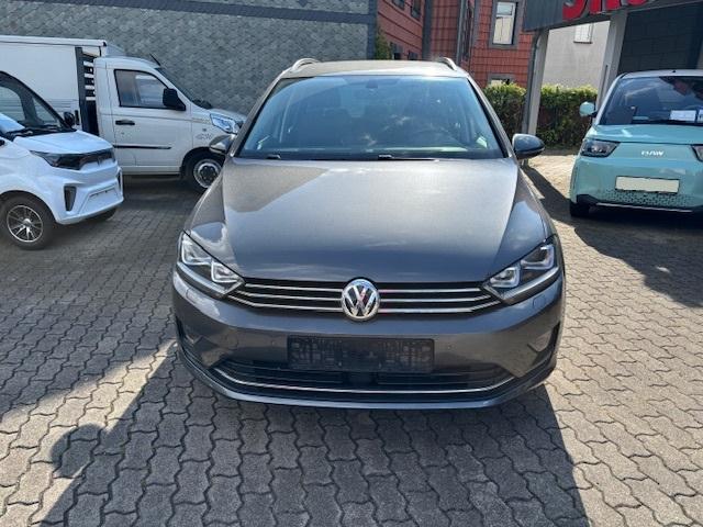 VW Golf Sportsvan Highline 1.4 TSI DSG+XENON+1.HAND-11
