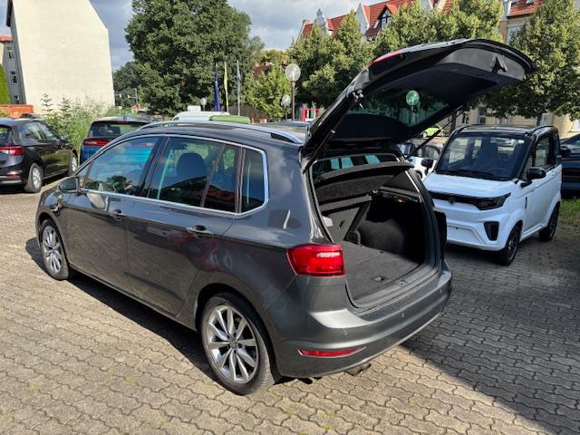 VW Golf Sportsvan Highline 1.4 TSI DSG+XENON+1.HAND-27