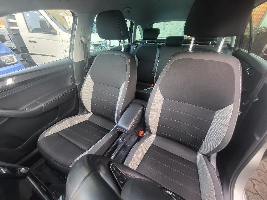 Skoda Rapid SB 1.0 TSI Ambition+KAMERA+AHK+KLIMA+ALU+-1