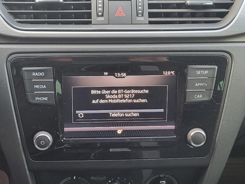 Skoda Rapid SB 1.0 TSI Ambition+KAMERA+AHK+KLIMA+ALU+-9