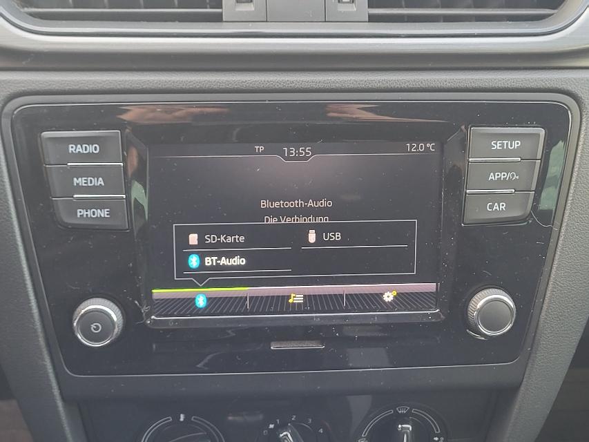 Skoda Rapid SB 1.0 TSI Ambition+KAMERA+AHK+KLIMA+ALU+-14