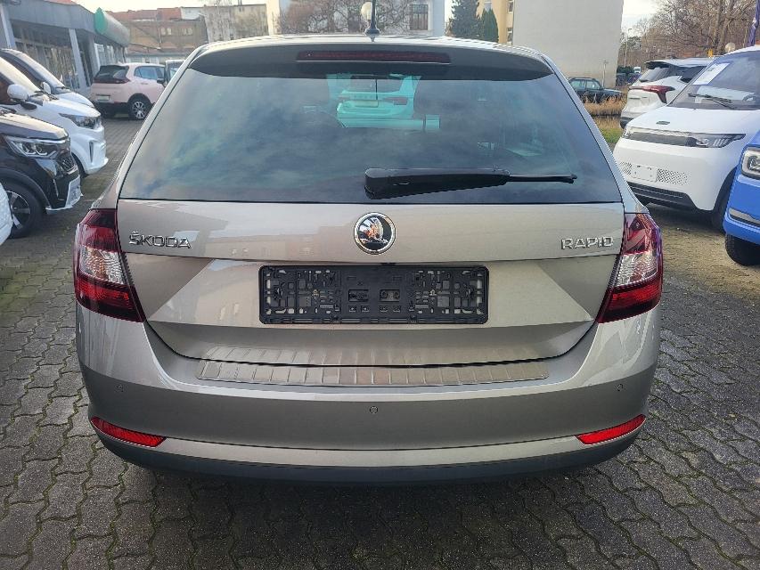 Skoda Rapid SB 1.0 TSI Ambition+KAMERA+AHK+KLIMA+ALU+-27