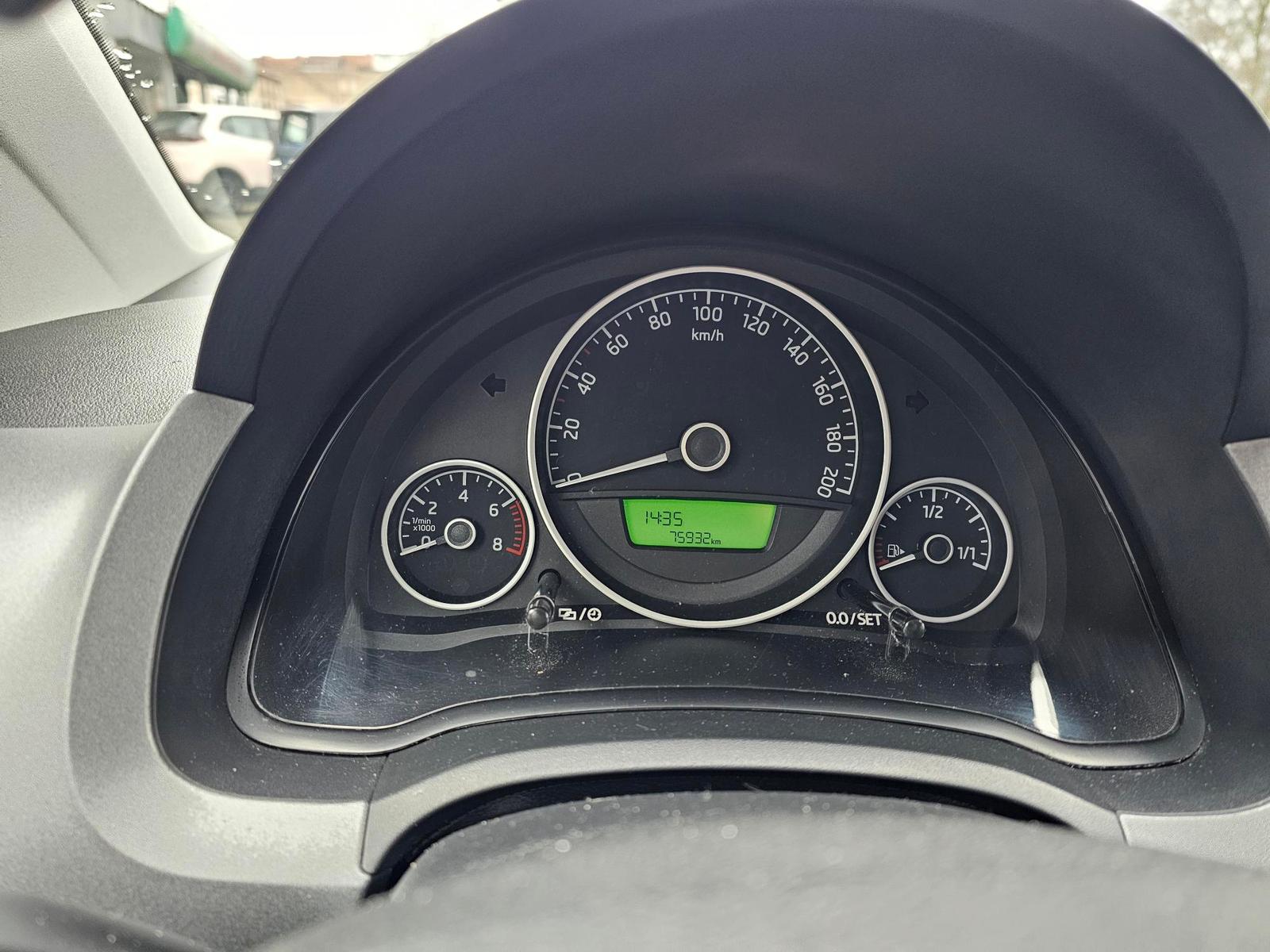 Skoda Citigo 1.0 MPI ASG Elegance+5-TÜREN+KLIMA+1.HAND-5