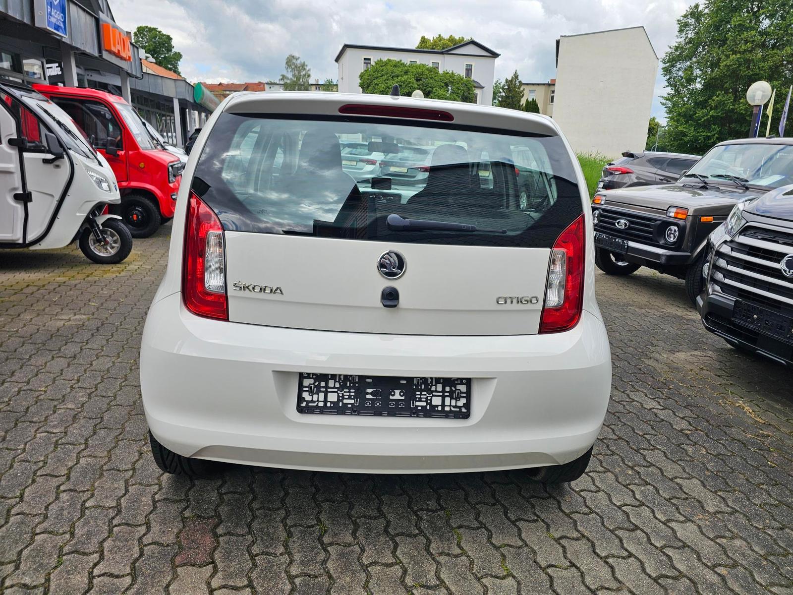 Skoda Citigo 1.0 MPI SOUND+5-TÜREN+ALU'WEIß+NAVI+2HAND-1