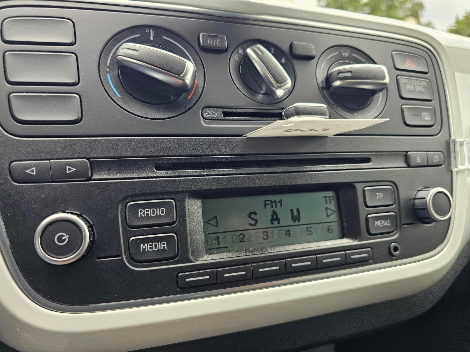 Skoda Citigo 1.0 MPI SOUND+5-TÜREN+ALU'WEIß+NAVI+2HAND-23