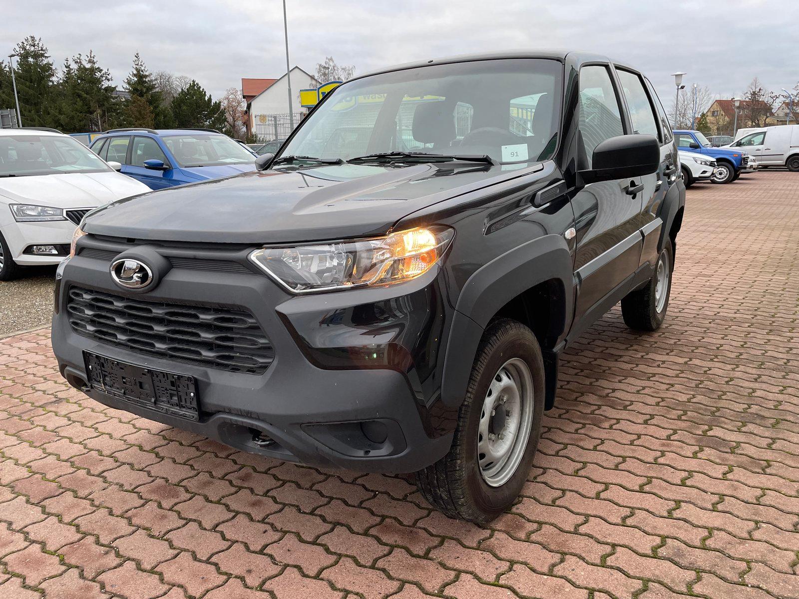 Lada Niva TRAVEL 1.7i 4x4 ALLRAD+ZV+eFENSTER+AIRBAG+-11