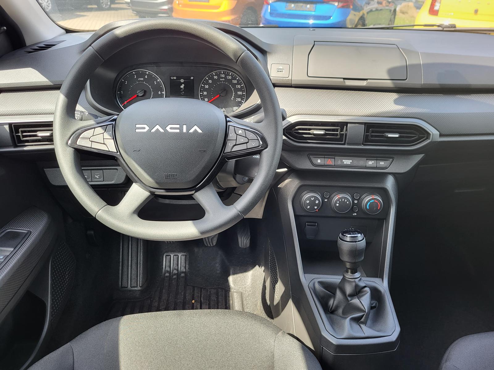 Dacia Jogger Essential TCe 100+7SITZER+AC+PDC+TEMPOMAT-5