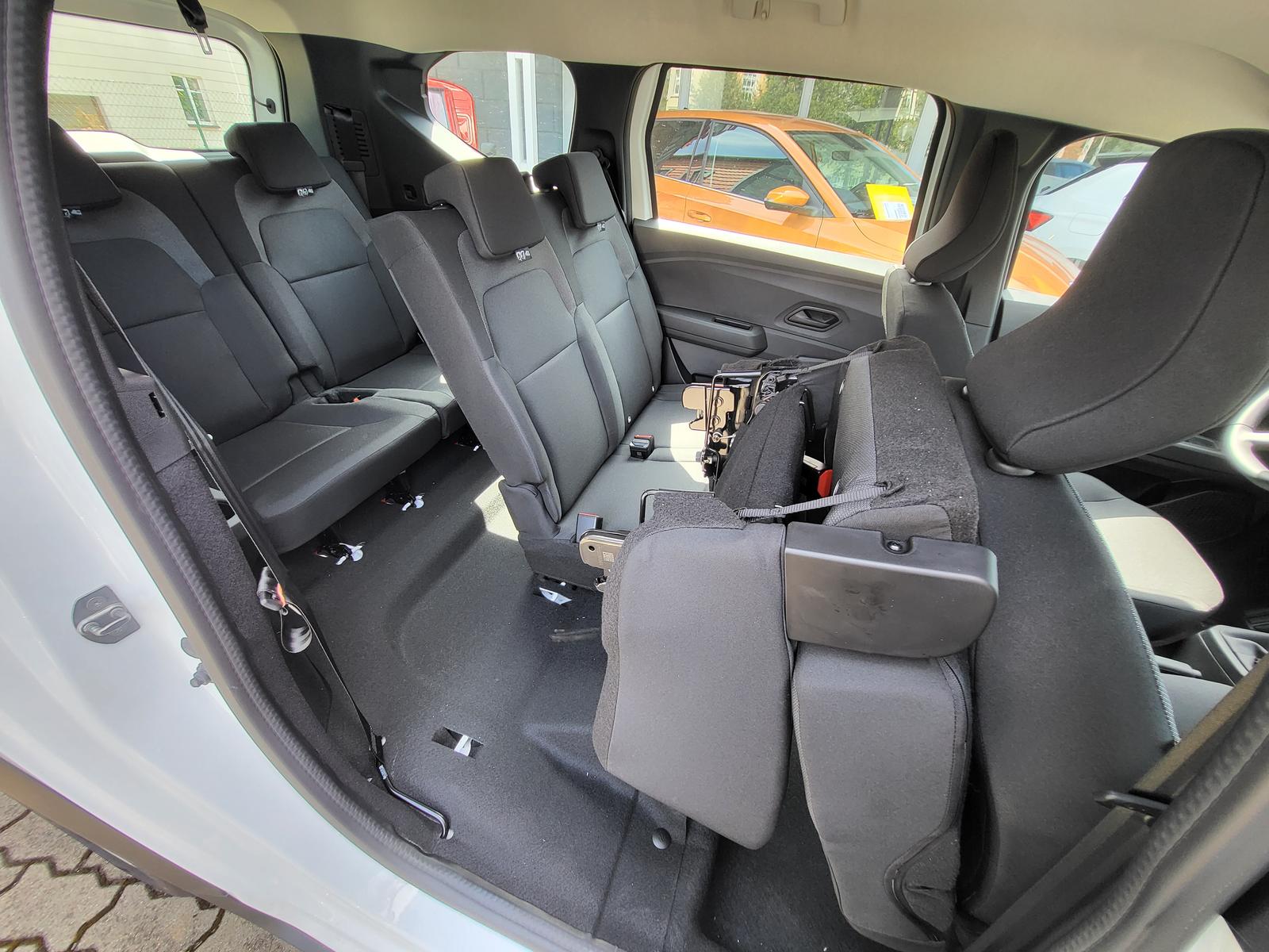 Dacia Jogger Essential TCe 100+7SITZER+AC+PDC+TEMPOMAT-18