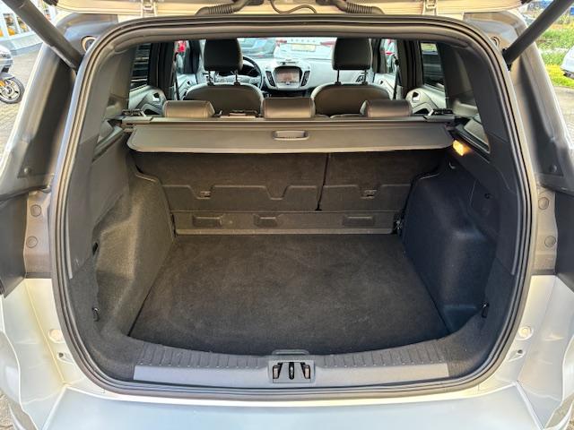 Ford Kuga 1.5 EB ST-LINE+NAVI+KAMERA+XENON+B.SCHEIBE+-29