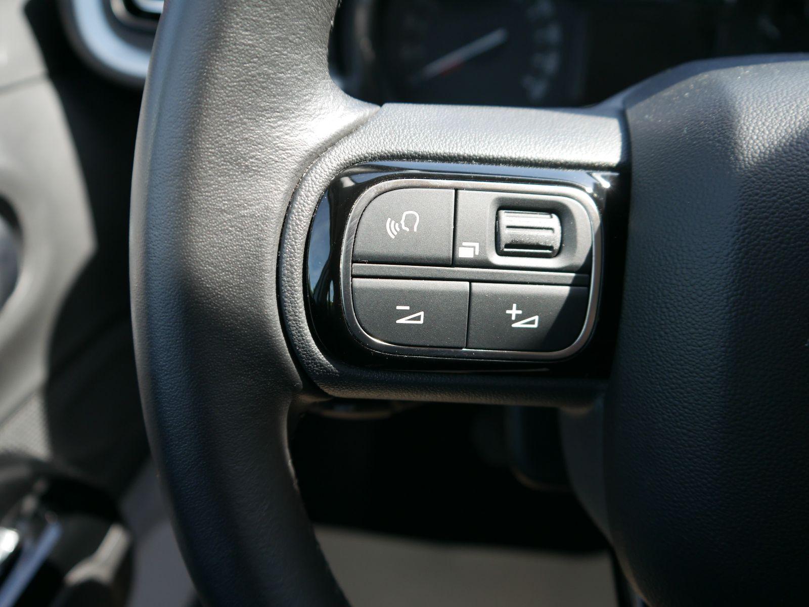 Citroen C3 PureTech 110 Shine Automatik *NAVI*PDC HI.*LED*DAB*KLIMA*TEMPOMAT*-2