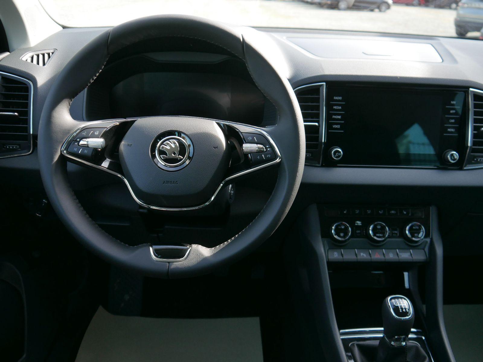 Skoda Karoq Style 1.5 TSI * PDC * SHZ * DAB * NAVI * MATRIX LED * FRONT ASSIST *-2
