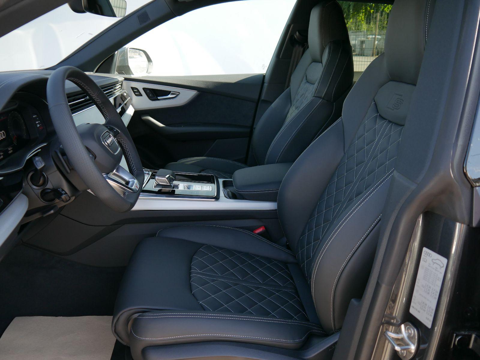 Audi Q8 50 TDI QUATTRO TIPTRONIC S-LINE * AHK * HEAD UP * MATRIX-LED * NAVI * SMARTPHONE INTERFACE *-3