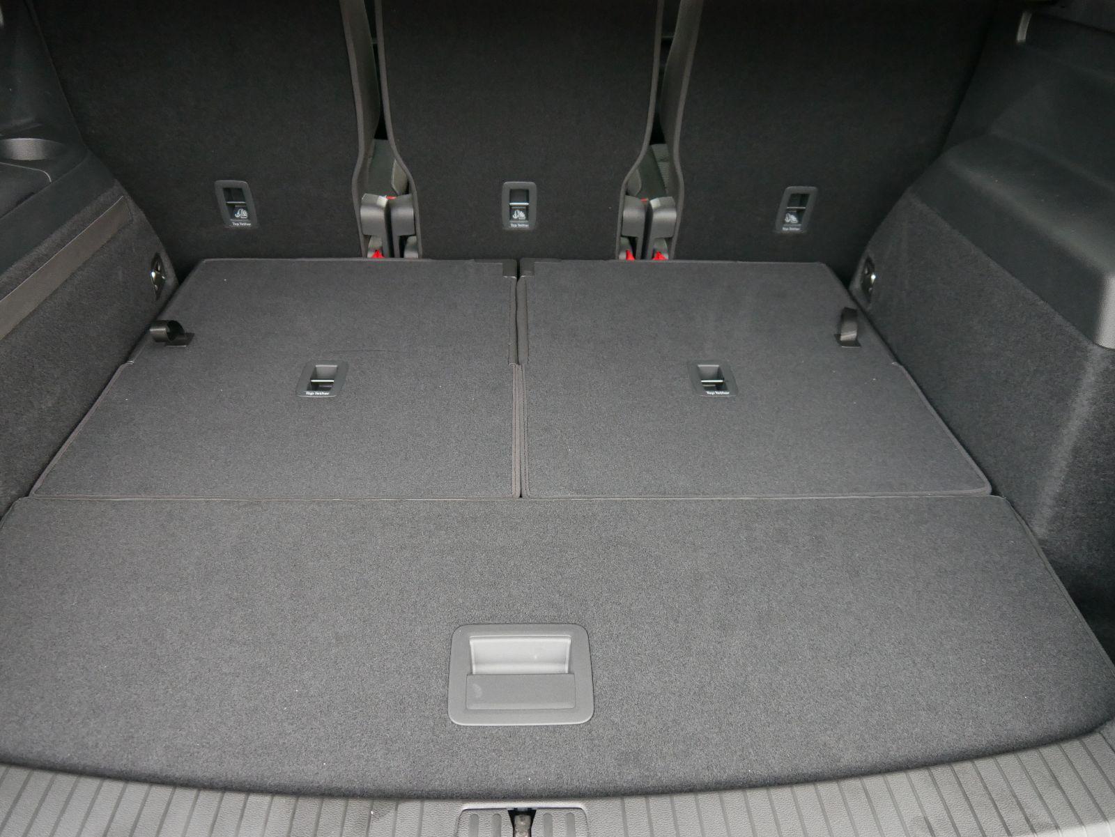 VW Touran 1.5 TSI ACT OPF Comfortline * NAVIGATIONSSYSTEM * WINTERPAKET * PDC * CLIMATRONIC *-1