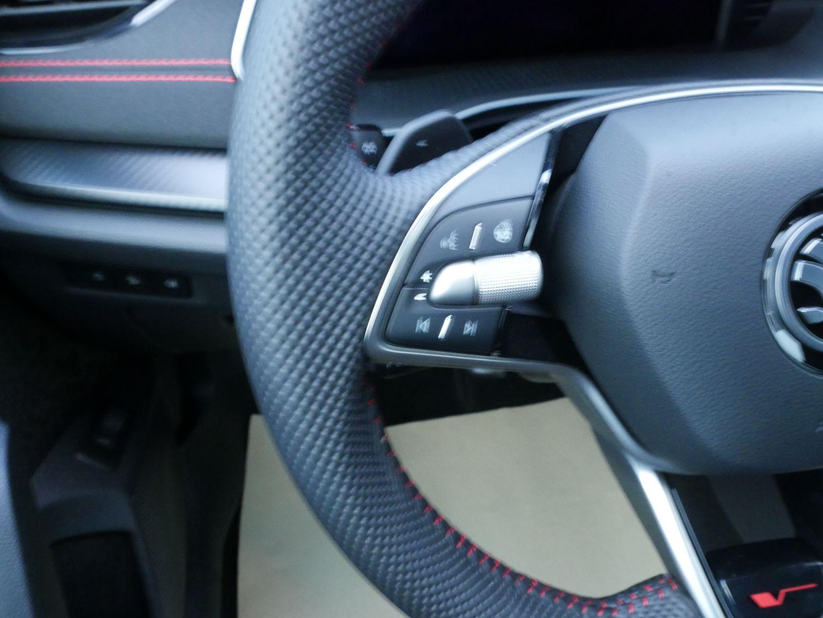 Skoda Octavia Combi 2.0 TSI DSG RS *FACELIFT*ACC*19 ZOLL*MATRIX-LED*NAVI*EL.HECKKLAPPE*RFK*-10